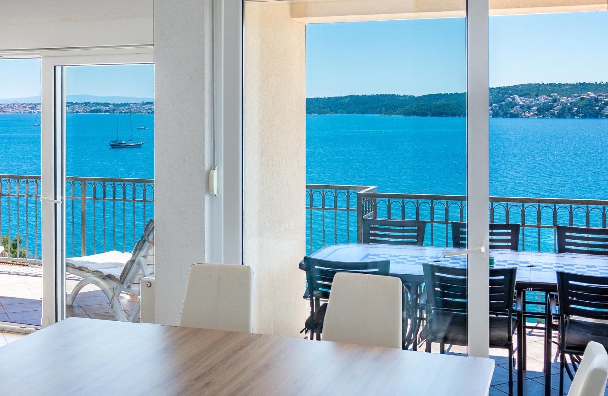 Apartments More Trogir Bilik gambar