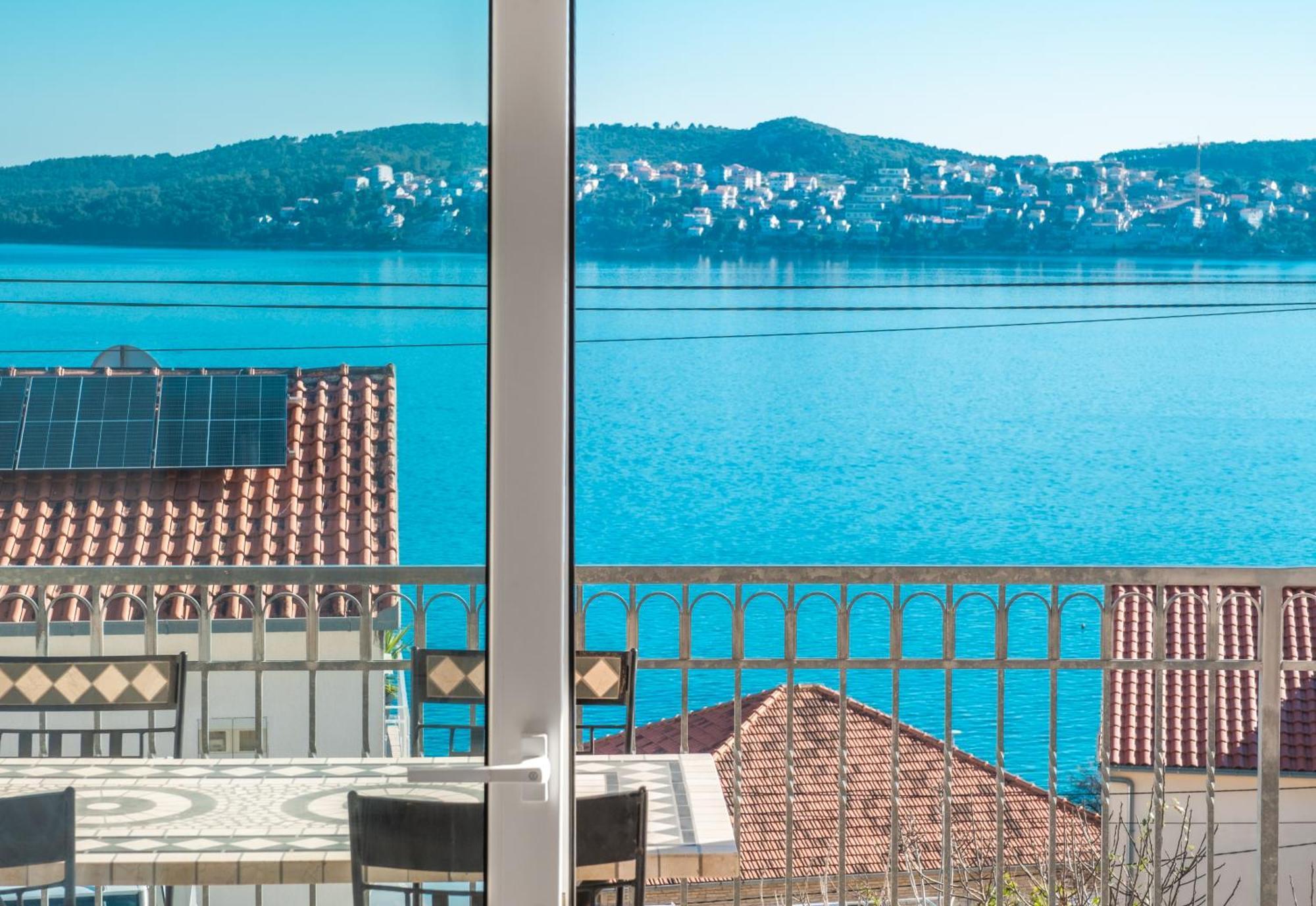 Apartments More Trogir Bilik gambar