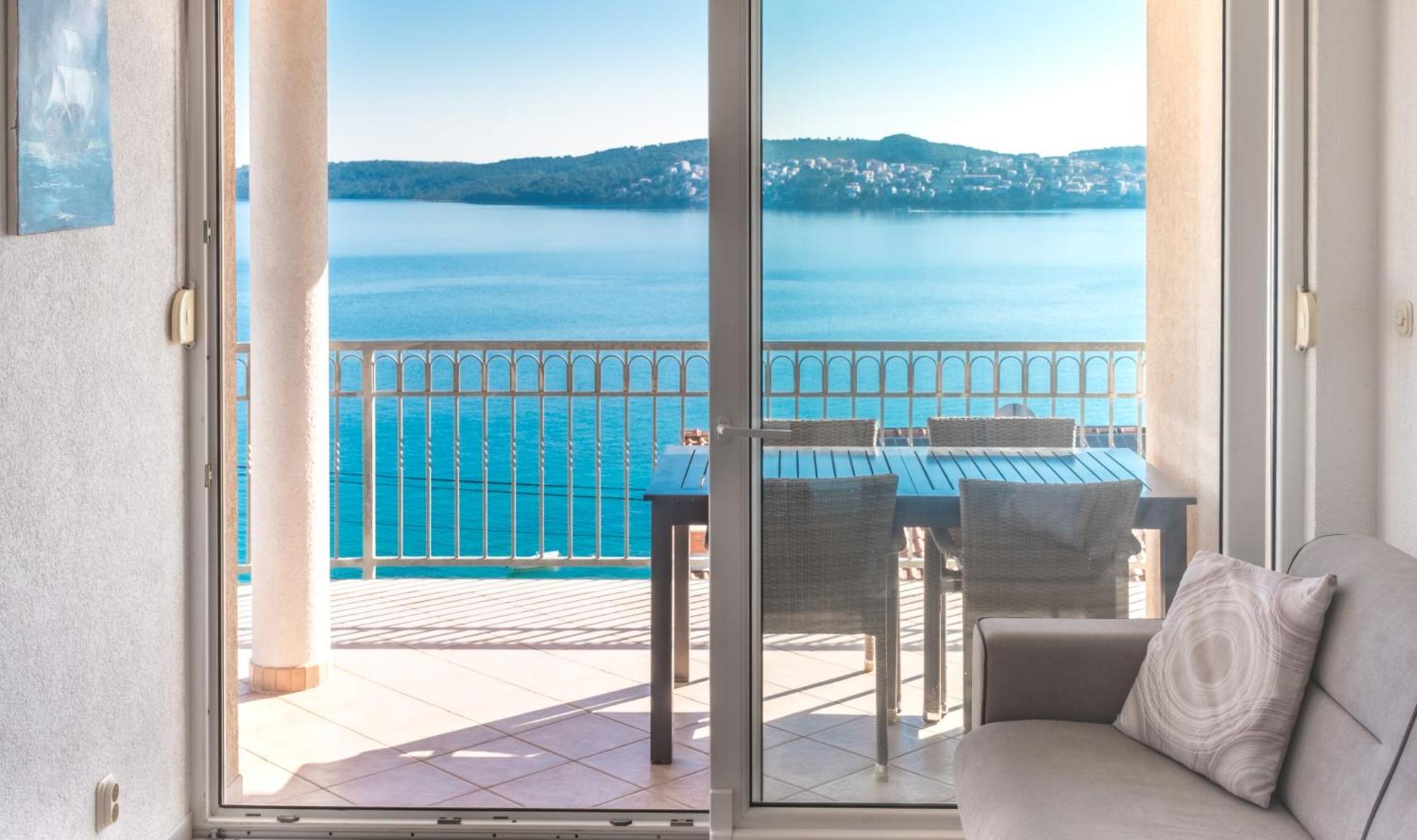 Apartments More Trogir Bilik gambar