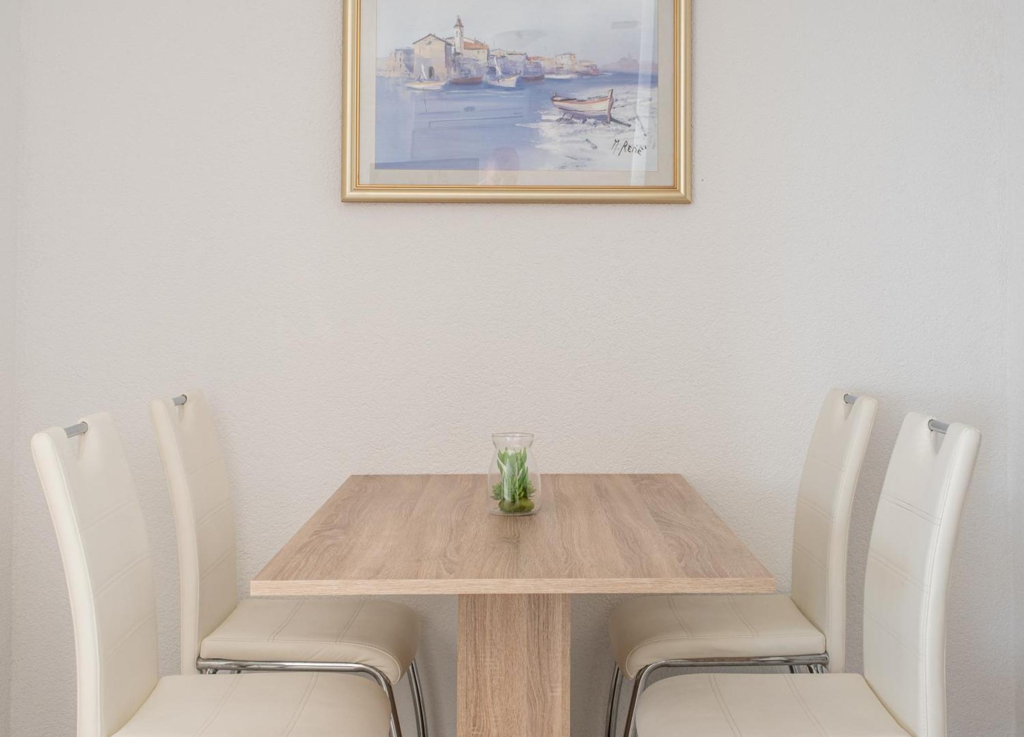 Apartments More Trogir Bilik gambar